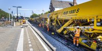 A lady who replaces a kilometer track per day: Colossal machine helps with Modernization Maaslijn |