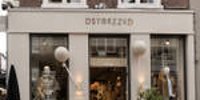Warm and cosy, this is Dstrezzed's new store in Den Bosch - Textilia