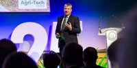 Hydrogen fuel key to decarbonising agriculture, says JCB boss -
