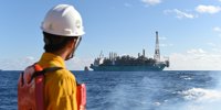 Petronas taps JGC and SHI for first nearshore floating LNG plant -
