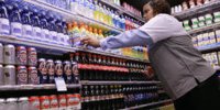 How supermarkets go to extremes to entice young people for a part-time job