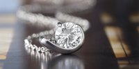 de beers draws interest from billionaire Anil Agar, Qatari Funds