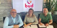 Bud Holland next three years Golden Friend of MVV '27