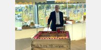Apple pie of 1 x 1 meter made from new Bonita apples