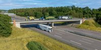 Krone is expanding its range of transport equipment with the Knapen KX sliding floor semi-trailer