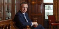 René Paas in New Year's speech: 'Hail and blessing do not come from The Hague' | EYE Groningen