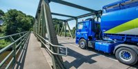 Truck drivers break law after agreement with government