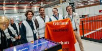 Otrium opens automated warehouse with 100 robots |
