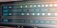 NPO Radio 2 dominates in December with the Top 2000, Qmusic number 1 throughout 2024