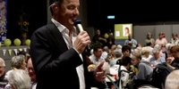 John de Bever and Kees perform in Meijel for members Zonnebloem