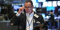 Europe stocks close lower but notch eighth weekly gain –